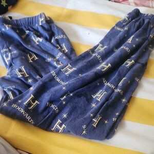 Warner Bros. Hogwarts Blue Pajama Set
